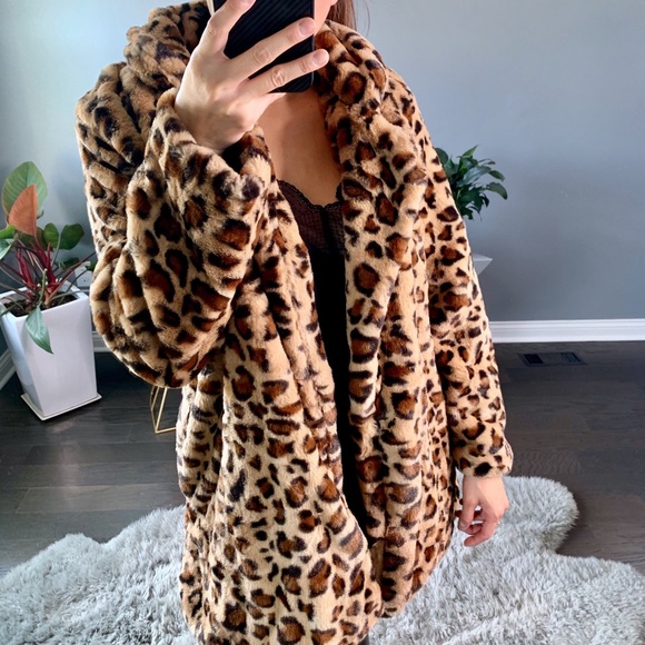 🏷Nevin Leopard Coat 🐆 - Picture 5 of 8